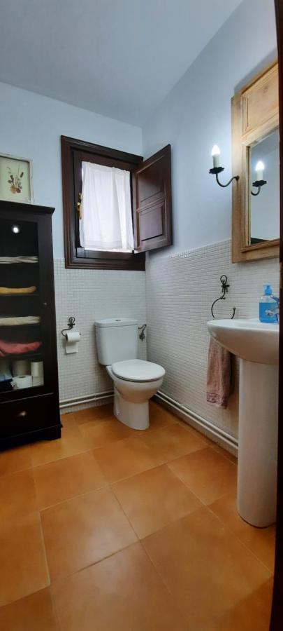 Casa En Sobarzo, Junto Al Parque De Cabarceno Villa Luaran gambar