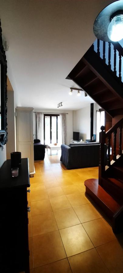 Casa En Sobarzo, Junto Al Parque De Cabarceno Villa Luaran gambar