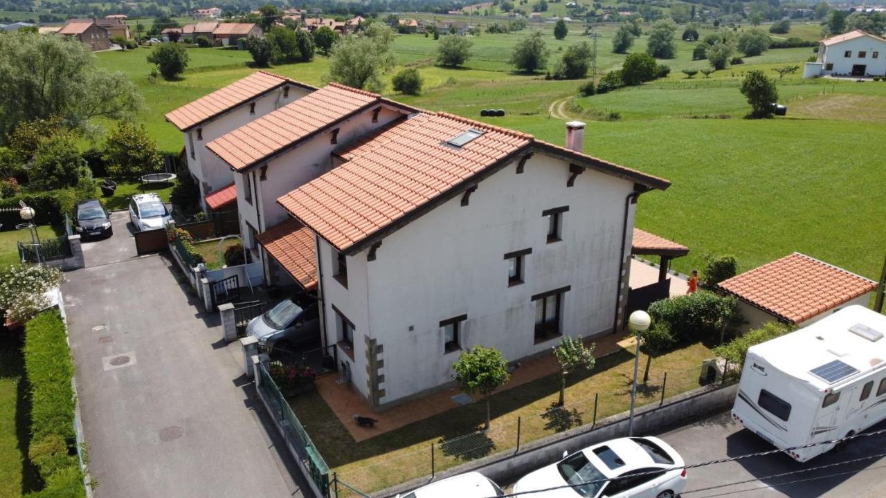 Casa En Sobarzo, Junto Al Parque De Cabarceno Villa Luaran gambar